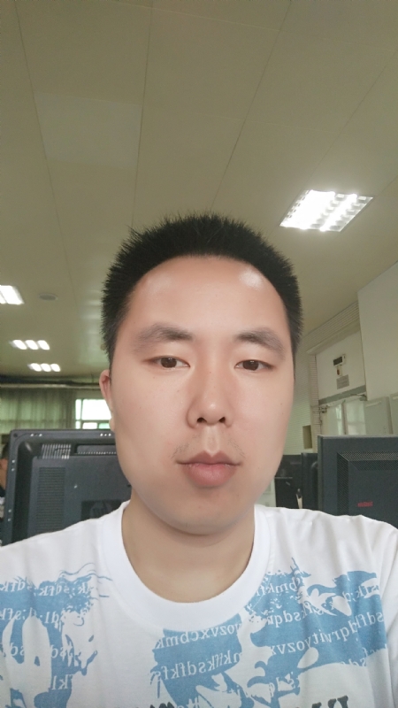 浔城老男孩的第一张照片--温州相亲服务中心