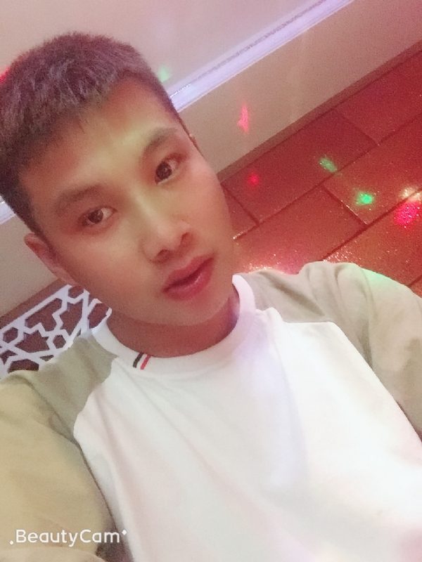 阿锋的第一张照片--温州相亲服务中心