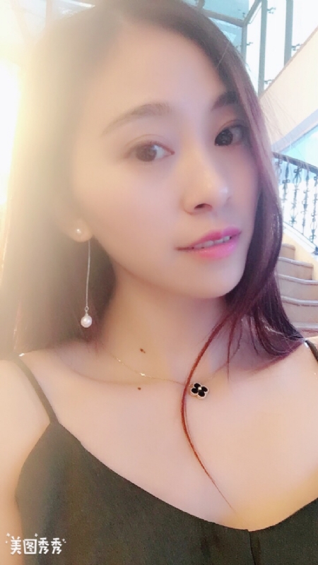 隨風的云的第一张照片--温州相亲服务中心