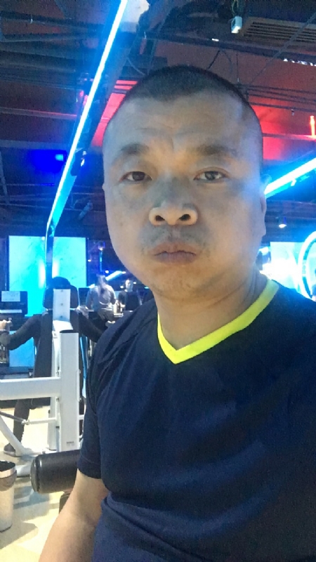 奋斗的第一张照片--温州相亲服务中心