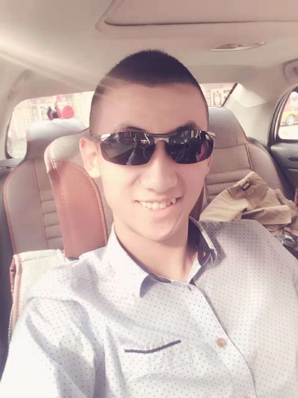 风雨的第一张照片--温州相亲服务中心