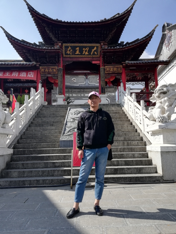 旧事离人的第一张照片--温州相亲服务中心