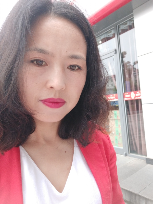 枫叶飘零的第一张照片--温州相亲服务中心