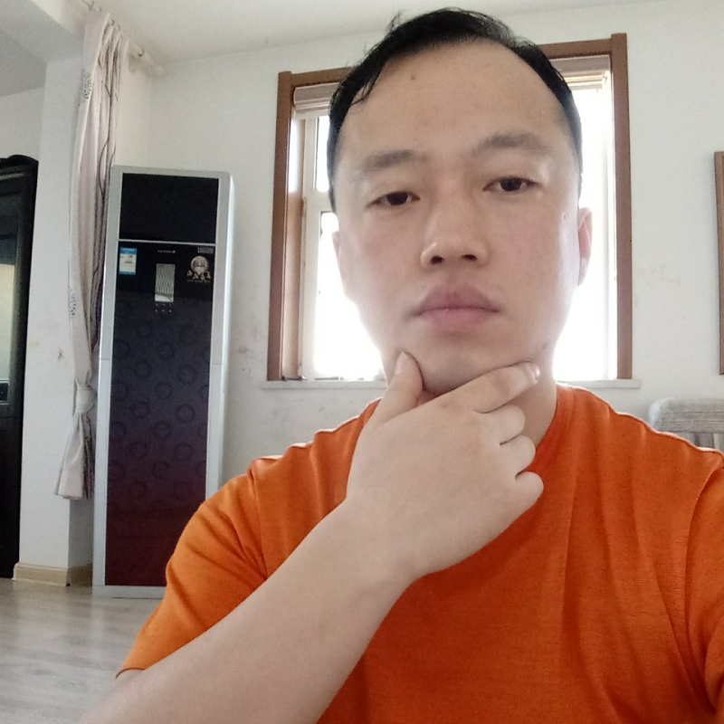 爱热闹的人的第一张照片--温州相亲服务中心