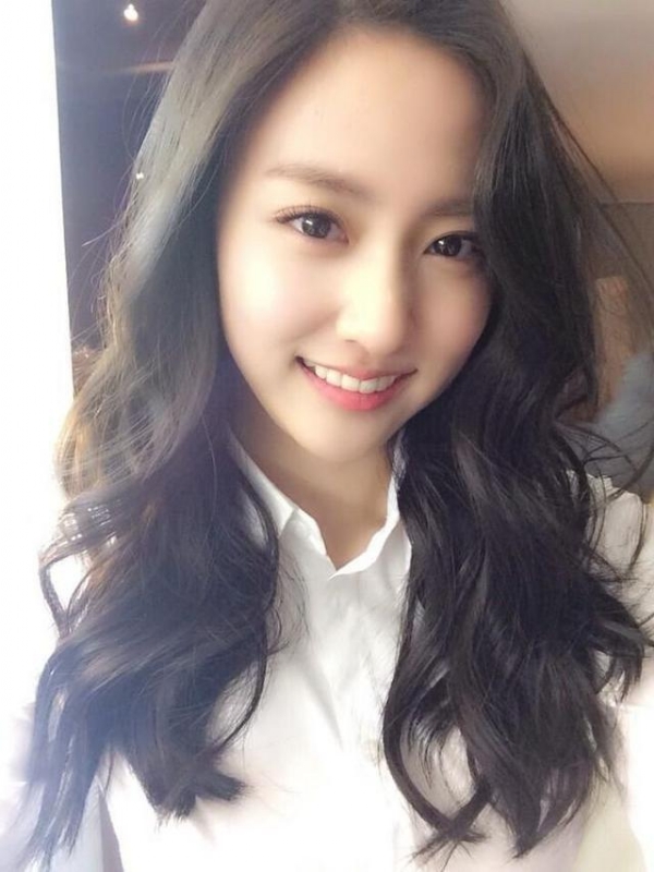 等爱的易微的第一张照片--温州相亲服务中心