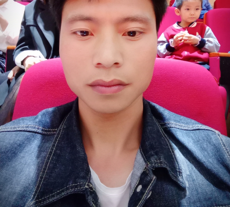 奋斗青年的第一张照片--温州相亲服务中心