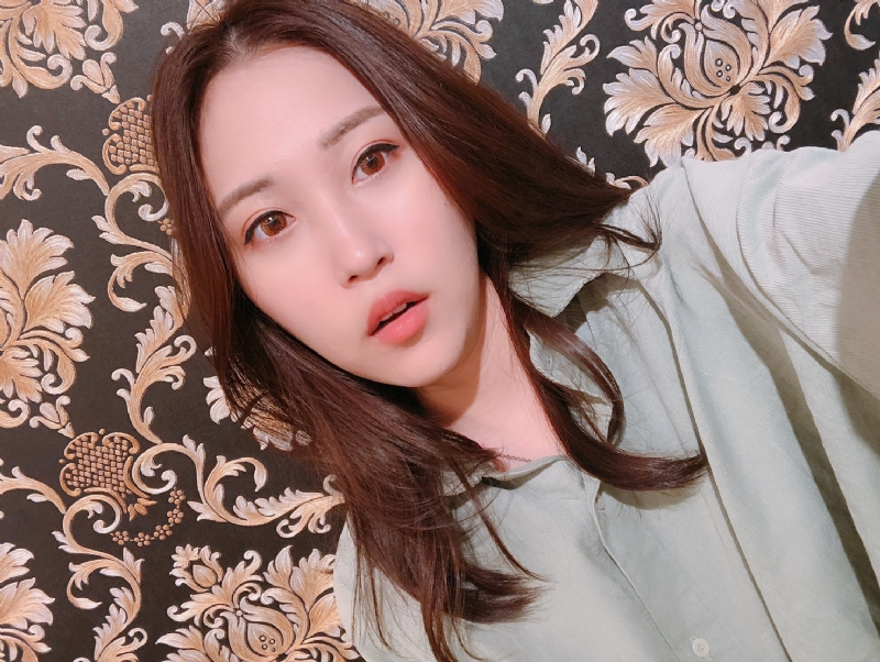 張婕兒的第一张照片--温州相亲服务中心