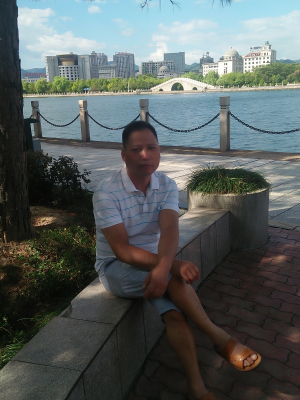 尹力的第一张照片--温州相亲服务中心