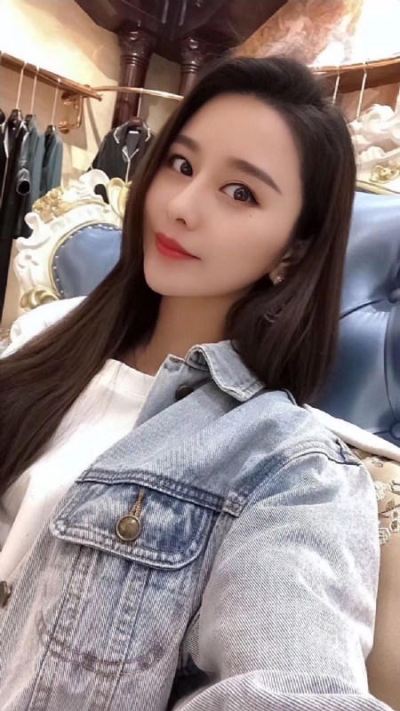 李珊珊的第一张照片--温州相亲服务中心