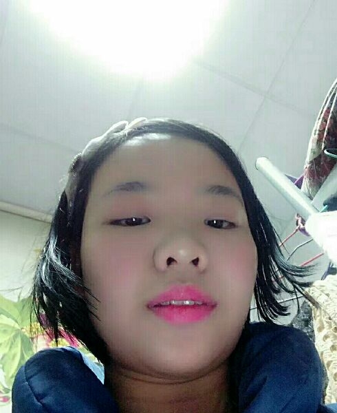 依依的第一张照片--温州相亲服务中心