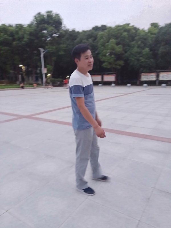 一笑的第一张照片--温州相亲服务中心