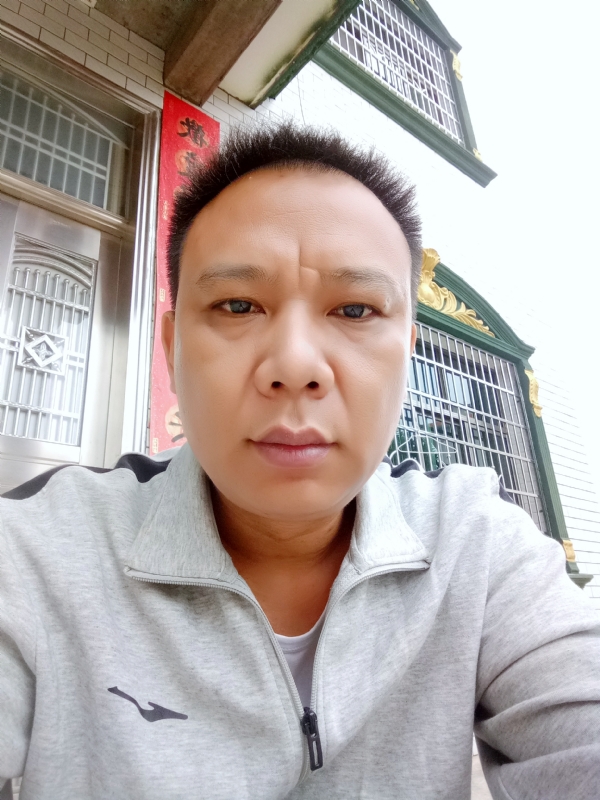 随缘的第一张照片--温州相亲服务中心