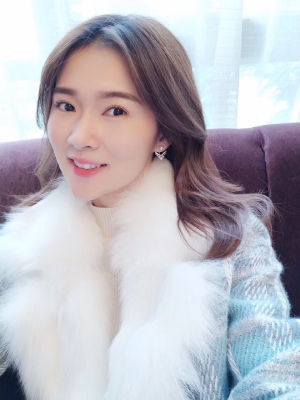 邓媛的第一张照片--温州相亲服务中心