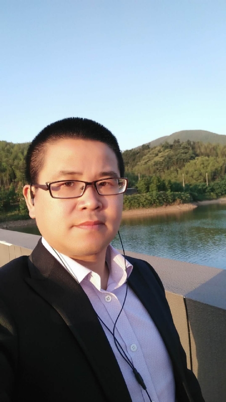 顾律师的第三张照片--温州相亲服务中心