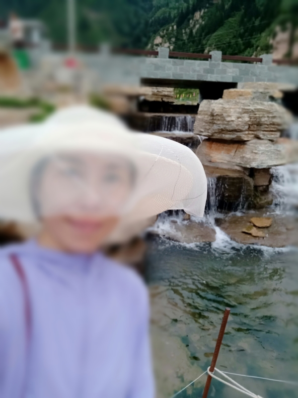 沥秋的第一张照片--温州相亲服务中心