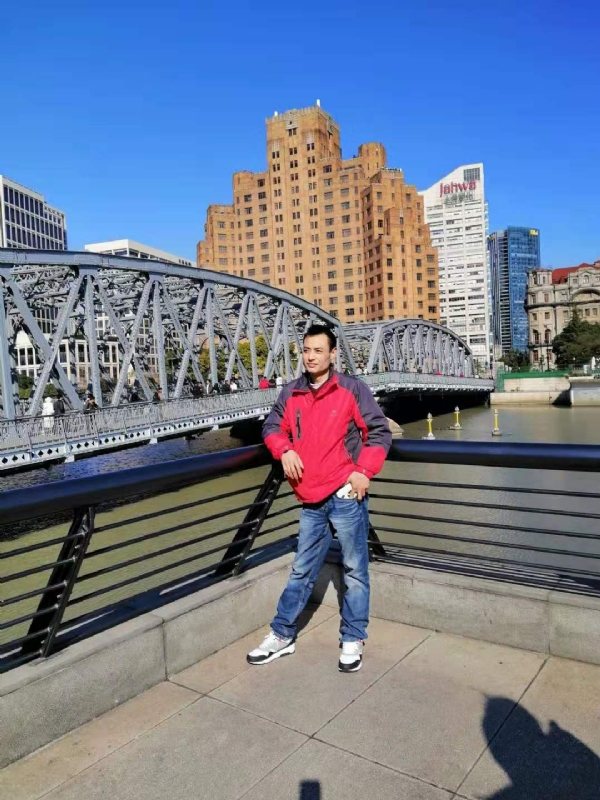 老乐的第一张照片--温州相亲服务中心