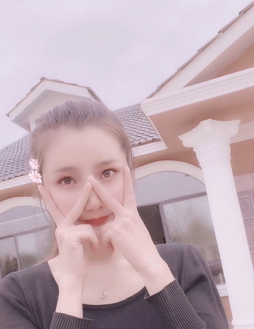 小媛的第一张照片--温州相亲服务中心