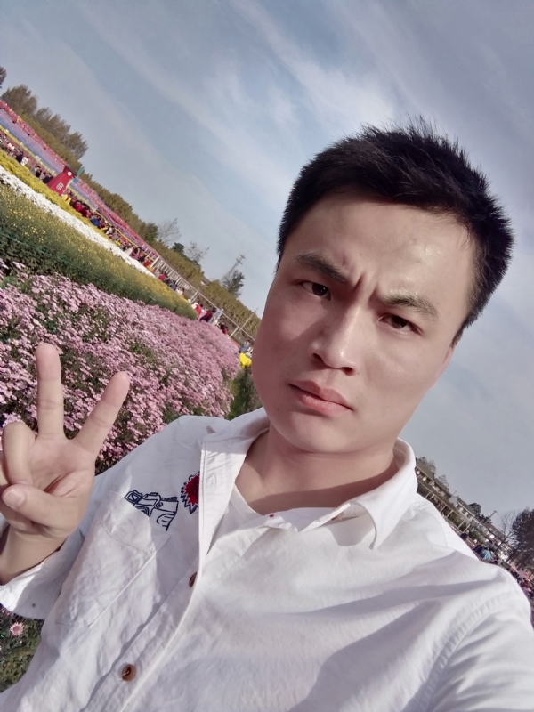 心碎无痕的第二张照片--温州相亲服务中心