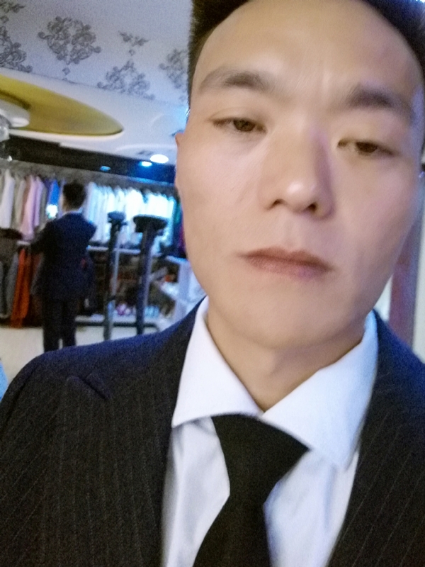 醉酒的蝴蝶的第二张照片--温州相亲服务中心