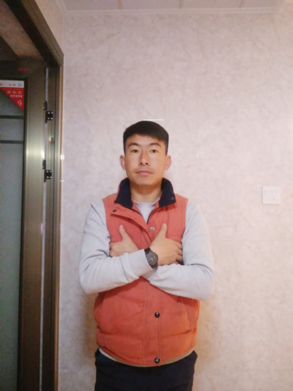 石林小伙的第一张照片--温州相亲服务中心