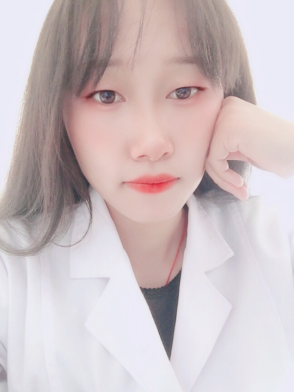 白婚纱的第一张照片--温州相亲服务中心