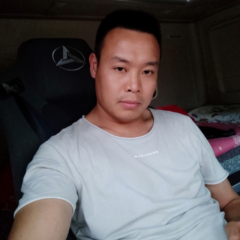 默默的第二张照片--温州相亲服务中心