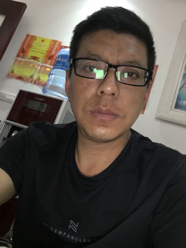 牵手的第三张照片--温州相亲服务中心