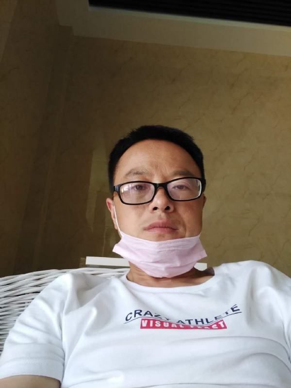 小马奔腾的第一张照片--温州相亲服务中心