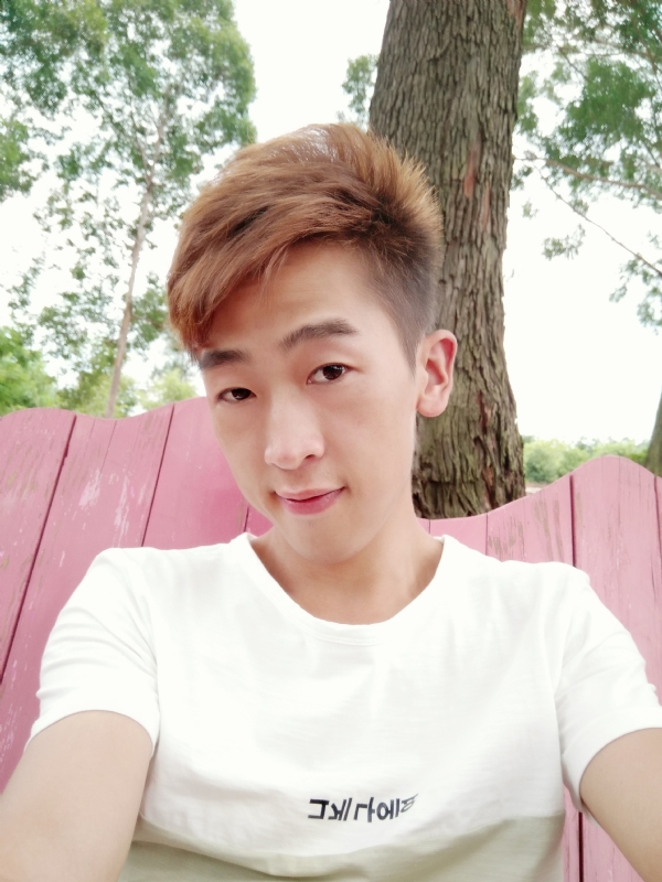 一觉睡到小时候的第二张照片--温州相亲服务中心