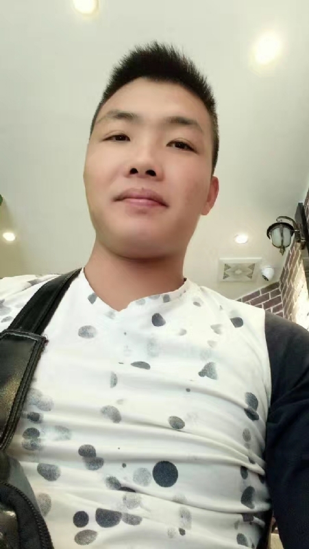 吃生蚝的小乖乖的第一张照片--温州相亲服务中心