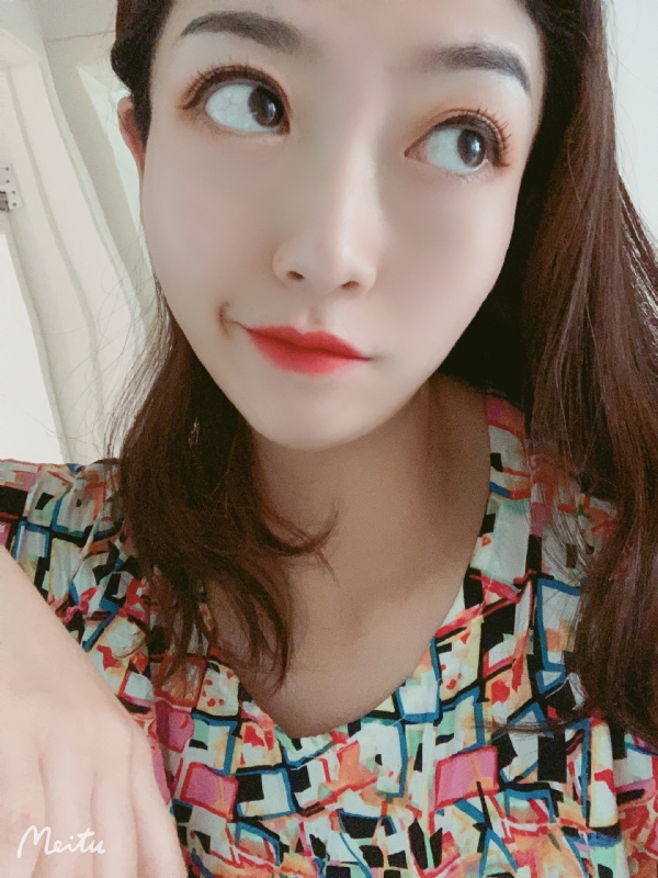 小布丁的第一张照片--温州相亲服务中心