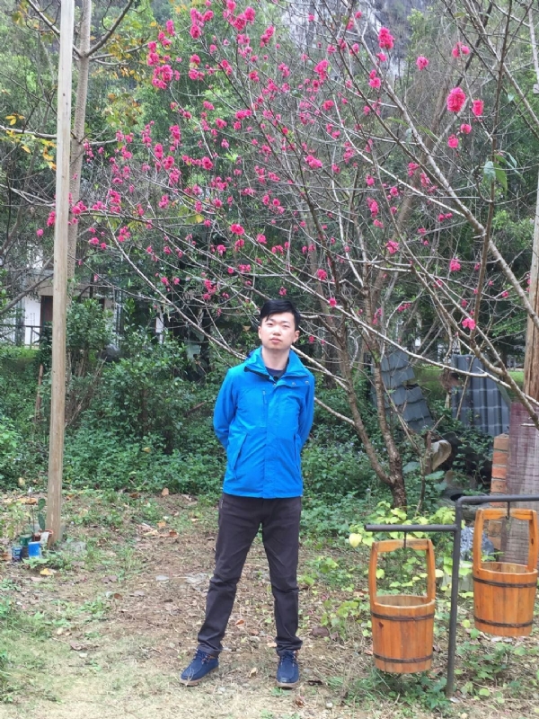 金生水起的第一张照片--温州相亲服务中心