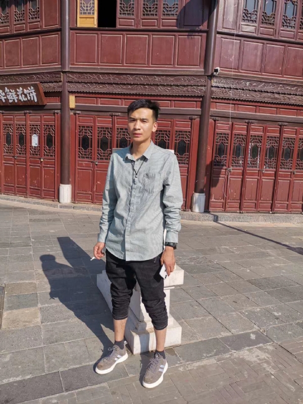 刘方的第一张照片--温州相亲服务中心