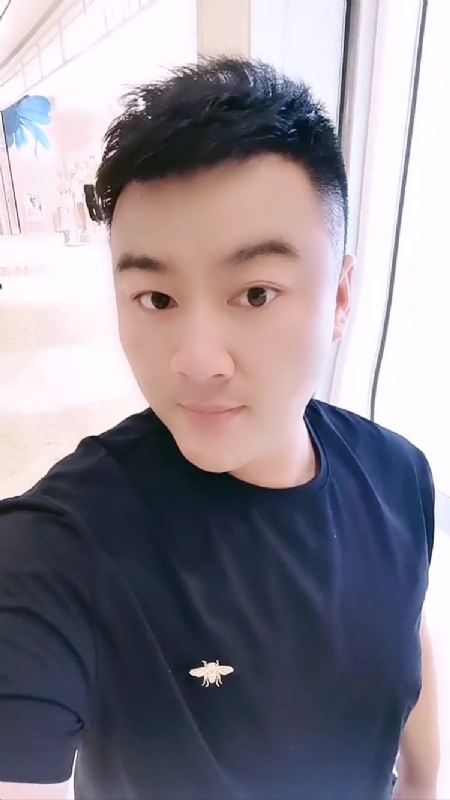 微风徐徐的第一张照片--温州相亲服务中心