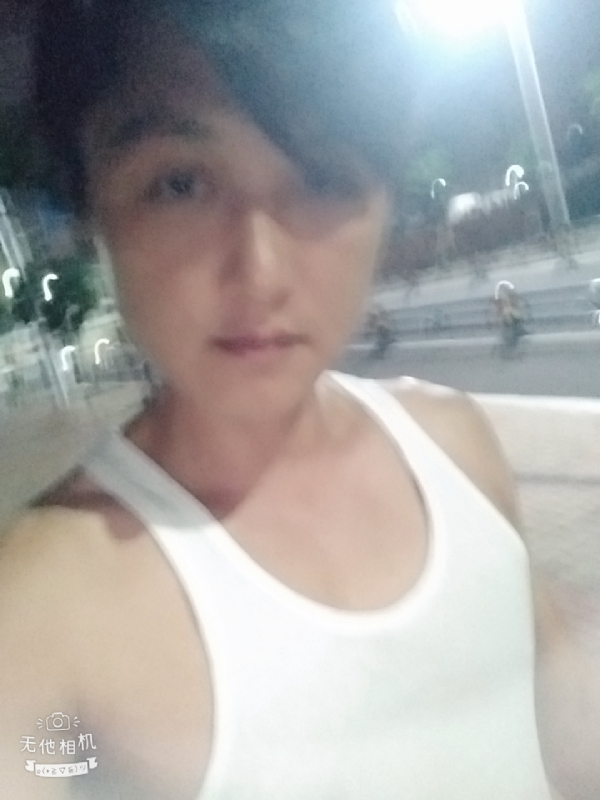 弟弟的第一张照片--温州相亲服务中心