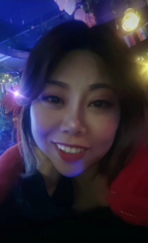 收快递的费仙女的第一张照片--温州相亲服务中心