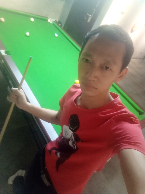 耳机分你一半的第一张照片--温州相亲服务中心