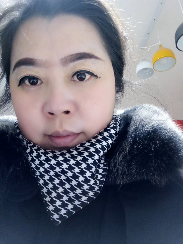 余猪猪的第一张照片--温州相亲服务中心