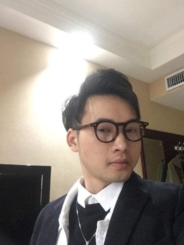 曾亮的第二张照片--温州相亲服务中心