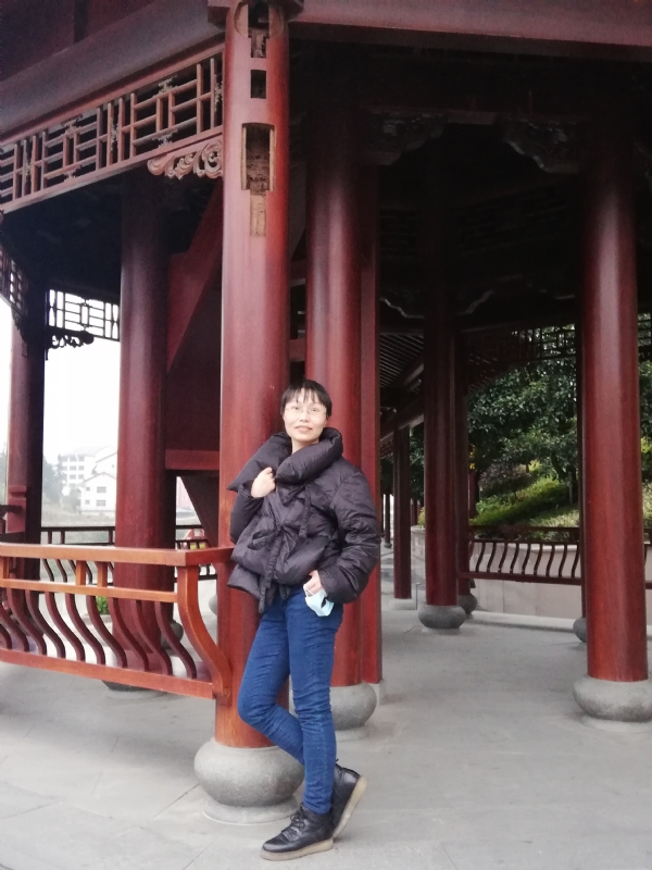 篱落的第一张照片--温州相亲服务中心