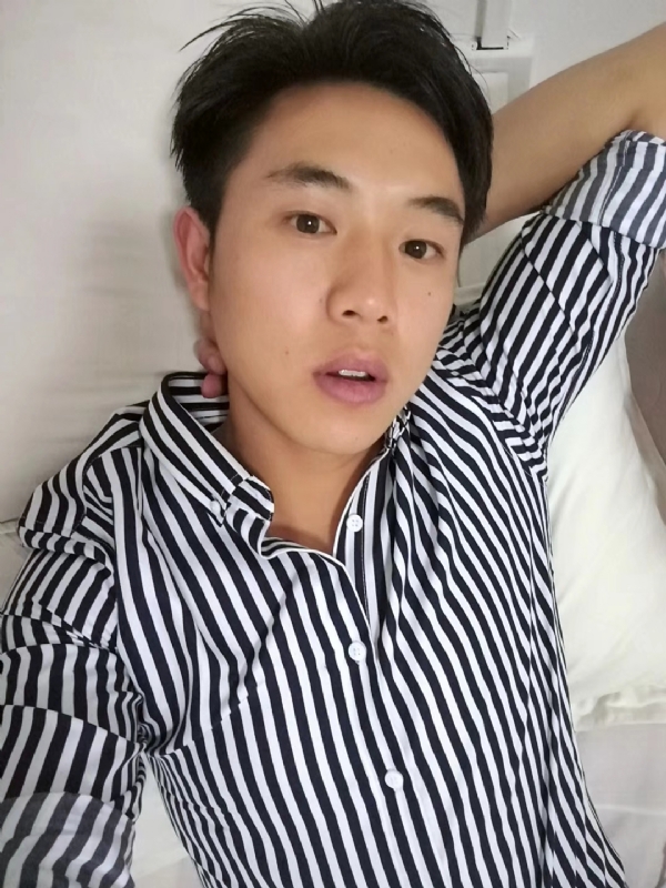 小雷的第二张照片--温州相亲服务中心