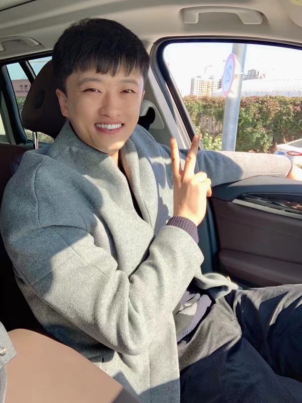 炫甫的第一张照片--温州相亲服务中心