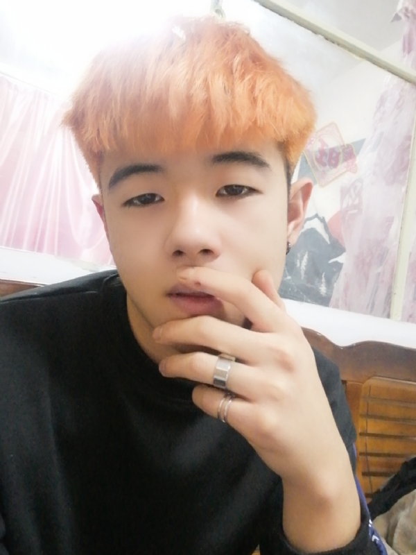 钟宇诗的第一张照片--温州相亲服务中心