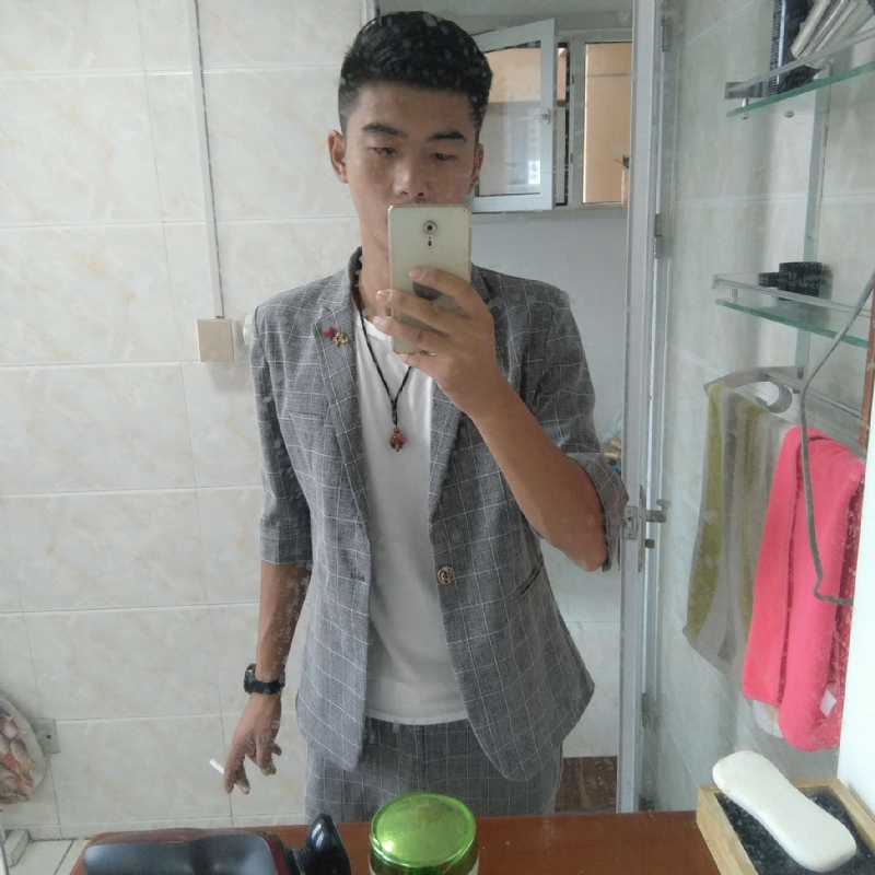 会淹死的鱼的第一张照片--温州相亲服务中心