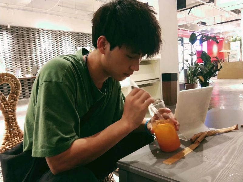 一花一世界的第一张照片--温州相亲服务中心