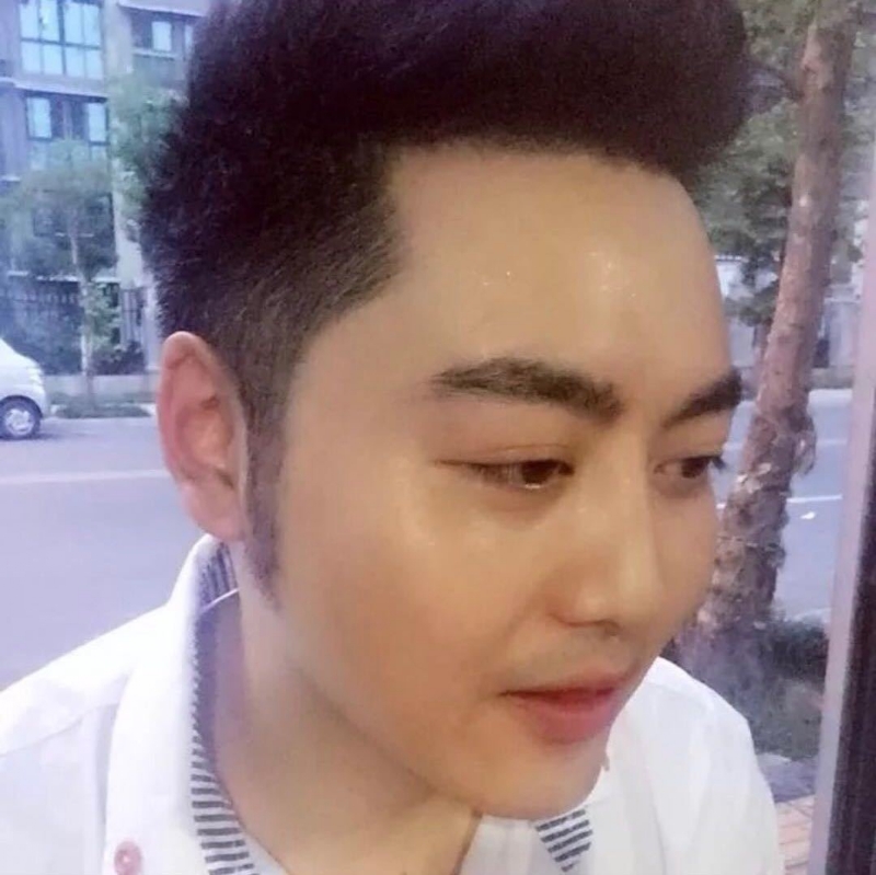 加油吧少年的第二张照片--温州相亲服务中心