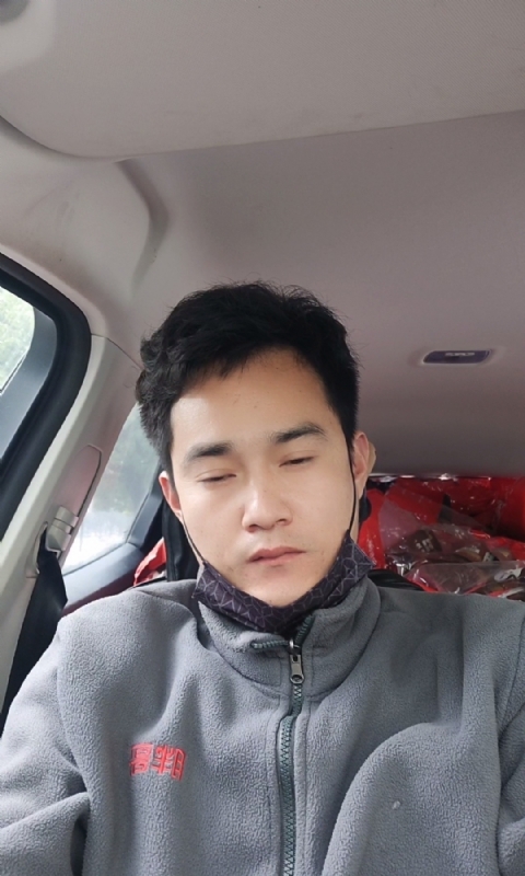 冷锋的第一张照片--温州相亲服务中心