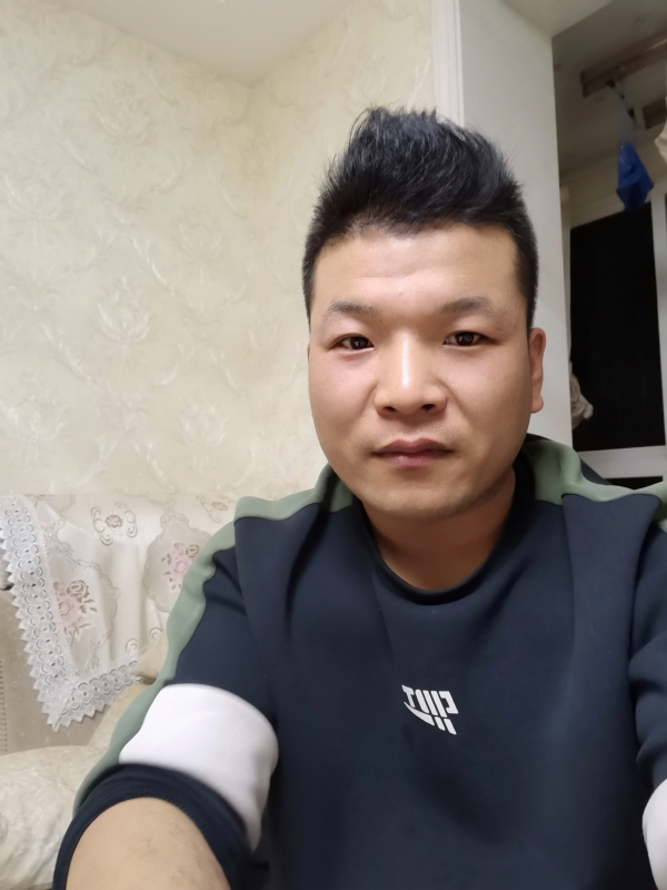 小猪猪的第一张照片--温州相亲服务中心