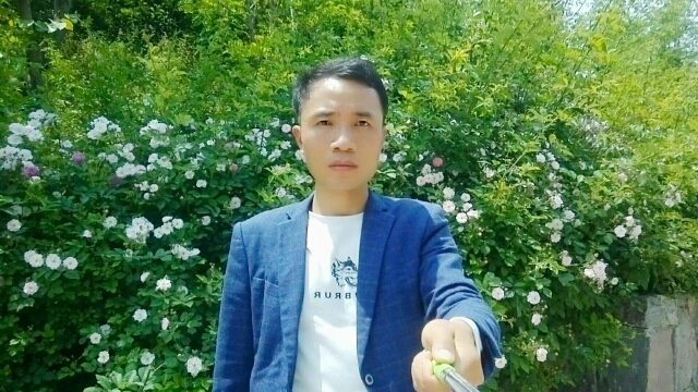 一生何求的第一张照片--温州相亲服务中心