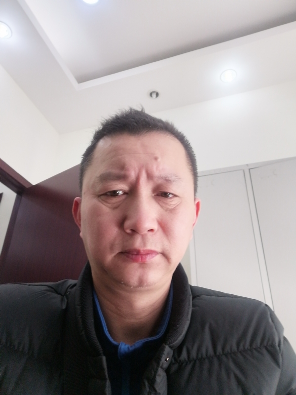 相视而笑的第一张照片--温州相亲服务中心